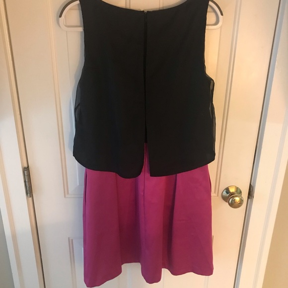 💫SOLD💫 ERIN by Erin Fetherston Black & Fuchsia Embellished Dress - Picture 5 of 8